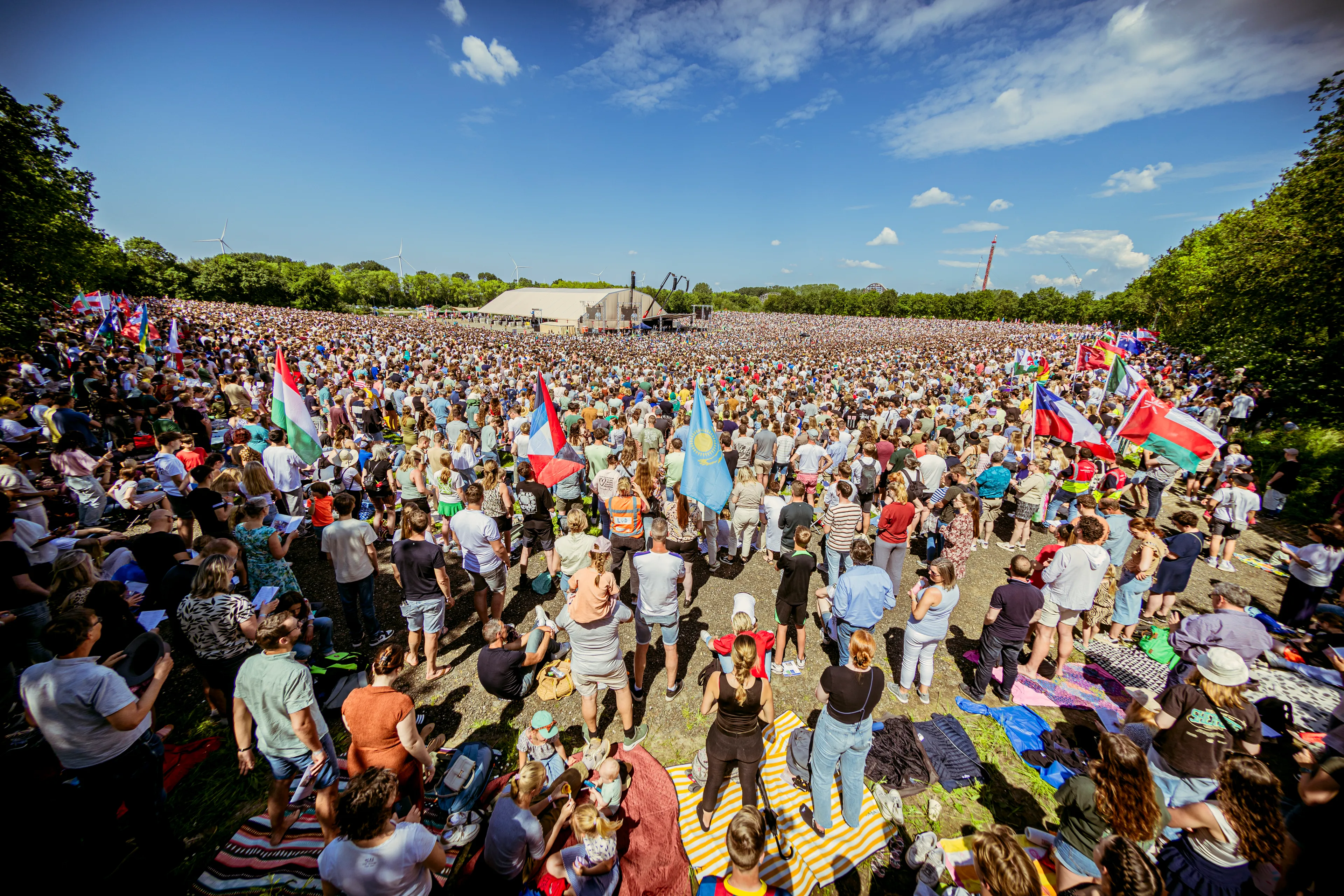 Opwekking viert Pinksteren met Nederland
